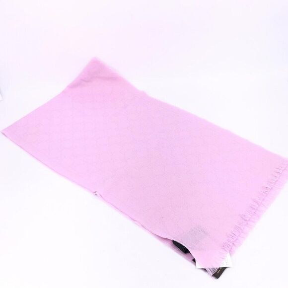 NWT GUCCI Baby Pink Wool GG Logo Scarf with Box Giftable! - Picture 6 of 11